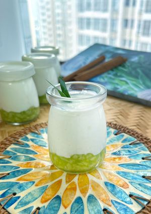 Hình của món Sữa Chua Cốm.