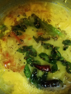 இட்லி, பொங்கல் சாம்பார் (Idli, pongal sambar recipe in tamil) செய்முறை முக்கிய புகைப்படம்