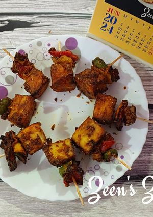 A picture of Air Fryer Chilli Paneer Sticks.