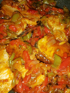 Una foto de Lomo de cerdo con verduras