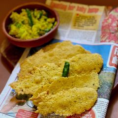 A picture of Fafda.
