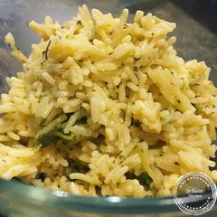 A picture of Raw mango Rice.