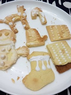 聖誕節糖霜餅乾之小失敗 的食譜成品照片