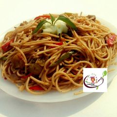 Stir fried chicken spaghetti A picture of Stir fried chicken spaghetti.