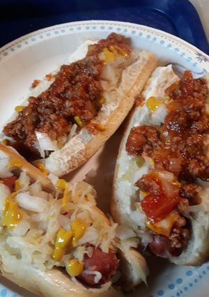 A picture of Rival Weekend Hotdogs.