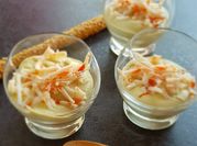 Une photo de poisson aux asperges vertes