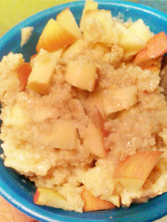 A picture of Apple and oats.