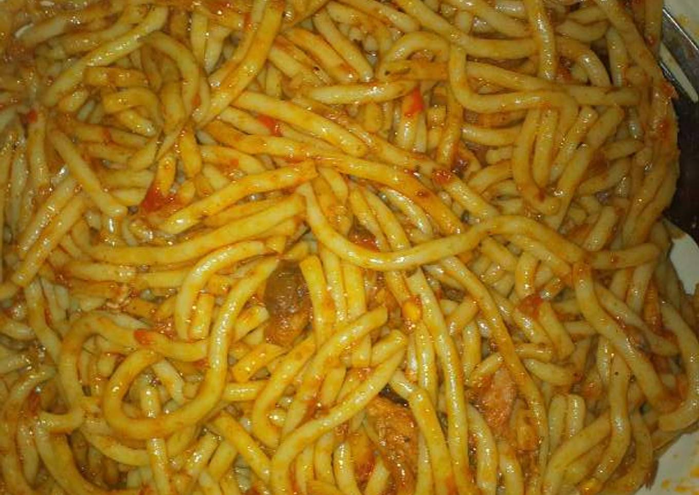 Jollof spaghetti