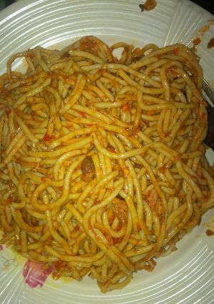 A picture of Jollof spaghetti.