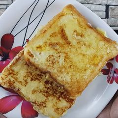 A picture of Classic French Toast.