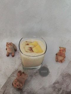 عکسی از دستور میلک شیک موز انبه