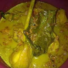 รูปของ Opor ayam bumbu kuning