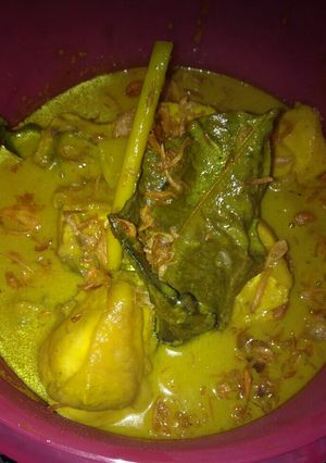 Foto resep Opor ayam bumbu kuning