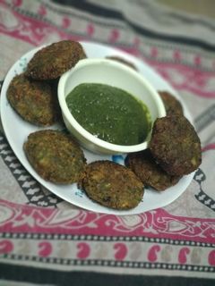 હરા ભરા કબાબ (Hara Bhara Kebab Recipe In Gujarati) રેસીપી મુખ્ય ફોટો