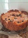 Torta húmeda de peras y arándanos