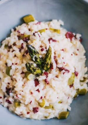 Foto principal de Risotto de espárragos trigueros y Cecina
