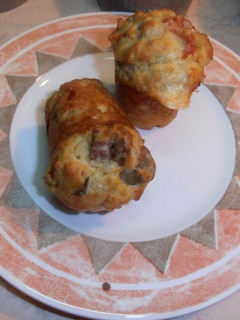 Φωτογραφία της συνταγής Αλμυρά muffins με κρεμμύδια, μπέικον και τυριά