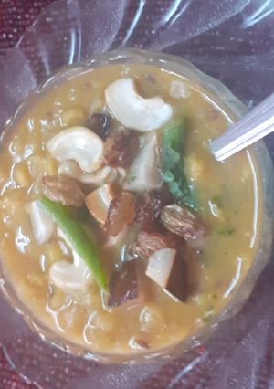 A picture of Cholar dal.