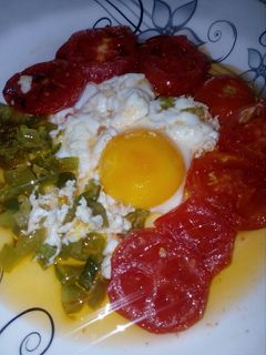 عکسی از دستور نیمرو صبحانه 🍳🍳🍳