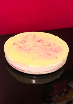 Una foto de Cheesecake de limón y arándanos