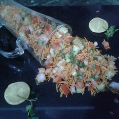 A picture of Taka Tak Bhel.