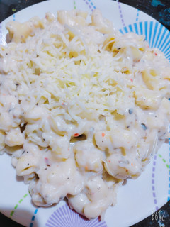 चीज़ व्हाइट पास्ता (Cheese white pasta recipe in hindi) रेसिपी मुख्य फोटो