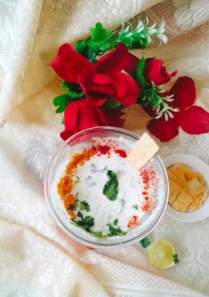 A picture of Mint Garlic Dip 😋 Herbed yogurt Curd Dip.