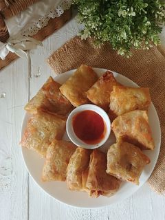 Foto resep Lumpia Mie Goreng