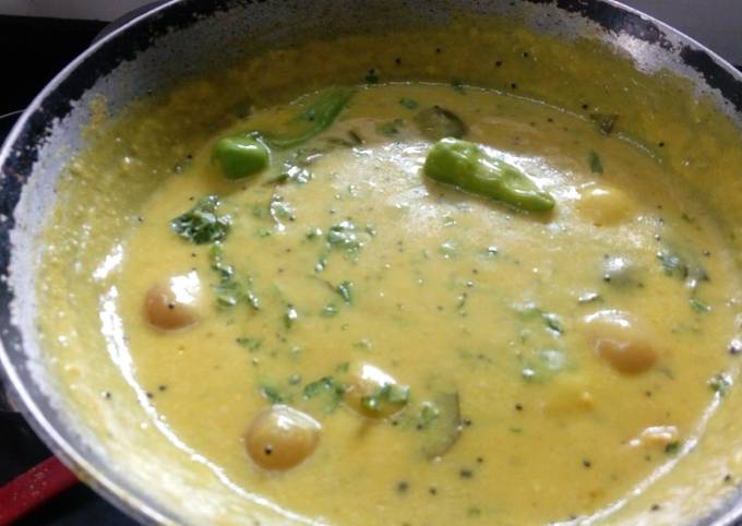 Stuff veg in besan with besan kadhi