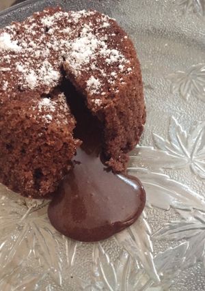 A picture of Molten lava cake.