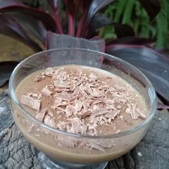 A picture of Custard powder and coffee pudding.