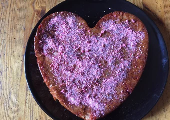 Gâteau aux poires et pralines roses