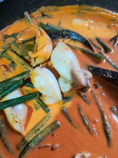 Foto resep Gulai Cumi isi Tahu Telor