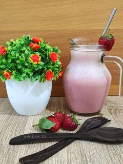 Foto resep Strawberry Smoothies