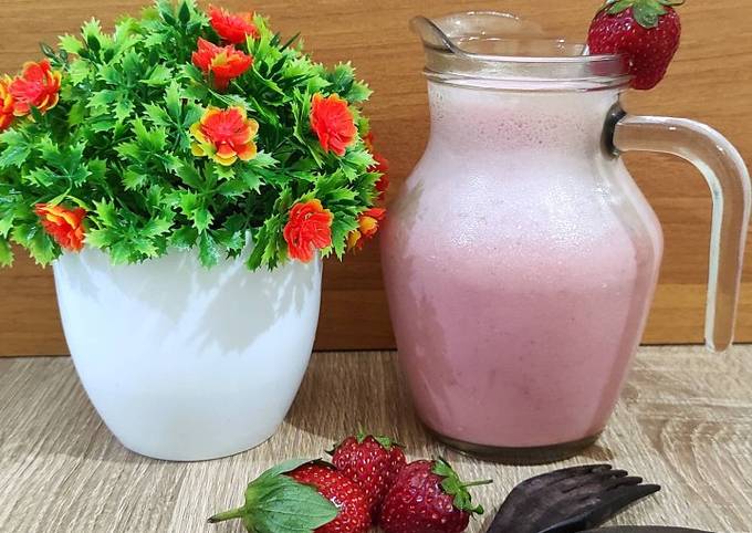 Resep Strawberry Smoothies yang Lezat Sekali