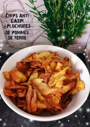 Une photo de Chips anti Gaspi épluchures de pommes de terre cuisson #airfryer