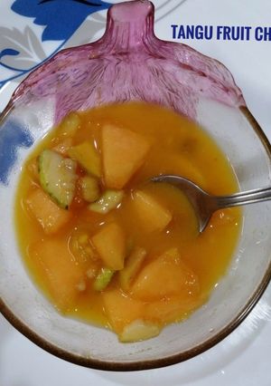 A picture of Tangu fruit chaat.