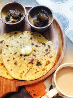 प्याज़ का पराठा (pyaz ka paratha recipe in Hindi) रेसिपी मुख्य फोटो
