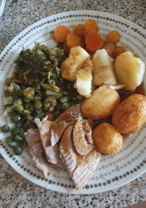 A picture of Granny's Sunday (Roast Lamb) dinner.
