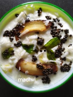 कोकोनट रायता (Coconut raita recipe in Hindi) रेसिपी मुख्य फोटो
