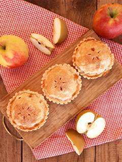 Ricetta 🍎Apple-grapes pie🍇 di Lucia Tolfo - Cookpad