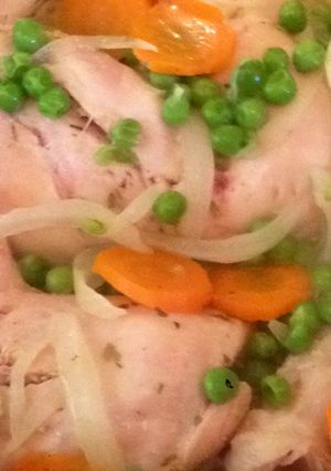 Una foto de Pollo arvejado aromatizado