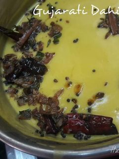 குஜராத்தி தாகி காதி செய்முறை முக்கிய புகைப்படம்