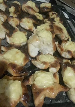 Una foto de Facturas caseras ricas y esponjosas 😍