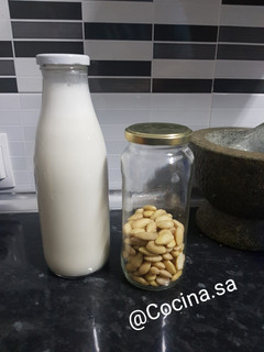 Una foto de Leche de almendras