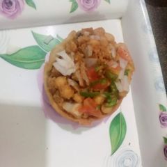 A picture of Katori chaat.