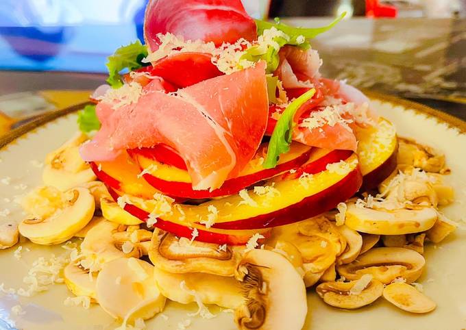 Ricetta di Preferito Carpaccio di funghi allo speck e mela