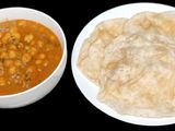 சோலே பட்டூரா (Chole bhatura recipe in tamil)
