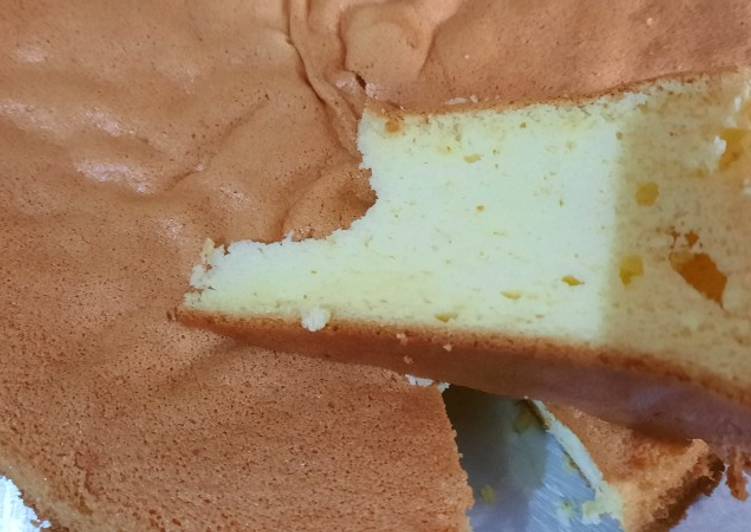 Langkah Mudah untuk Menyiapkan Lemon Chiffon Cake Anti Gagal