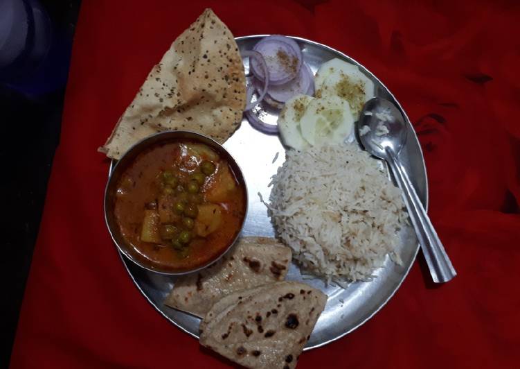 Simple Way to Prepare Favorite Aloo matar gravy with jeera rice